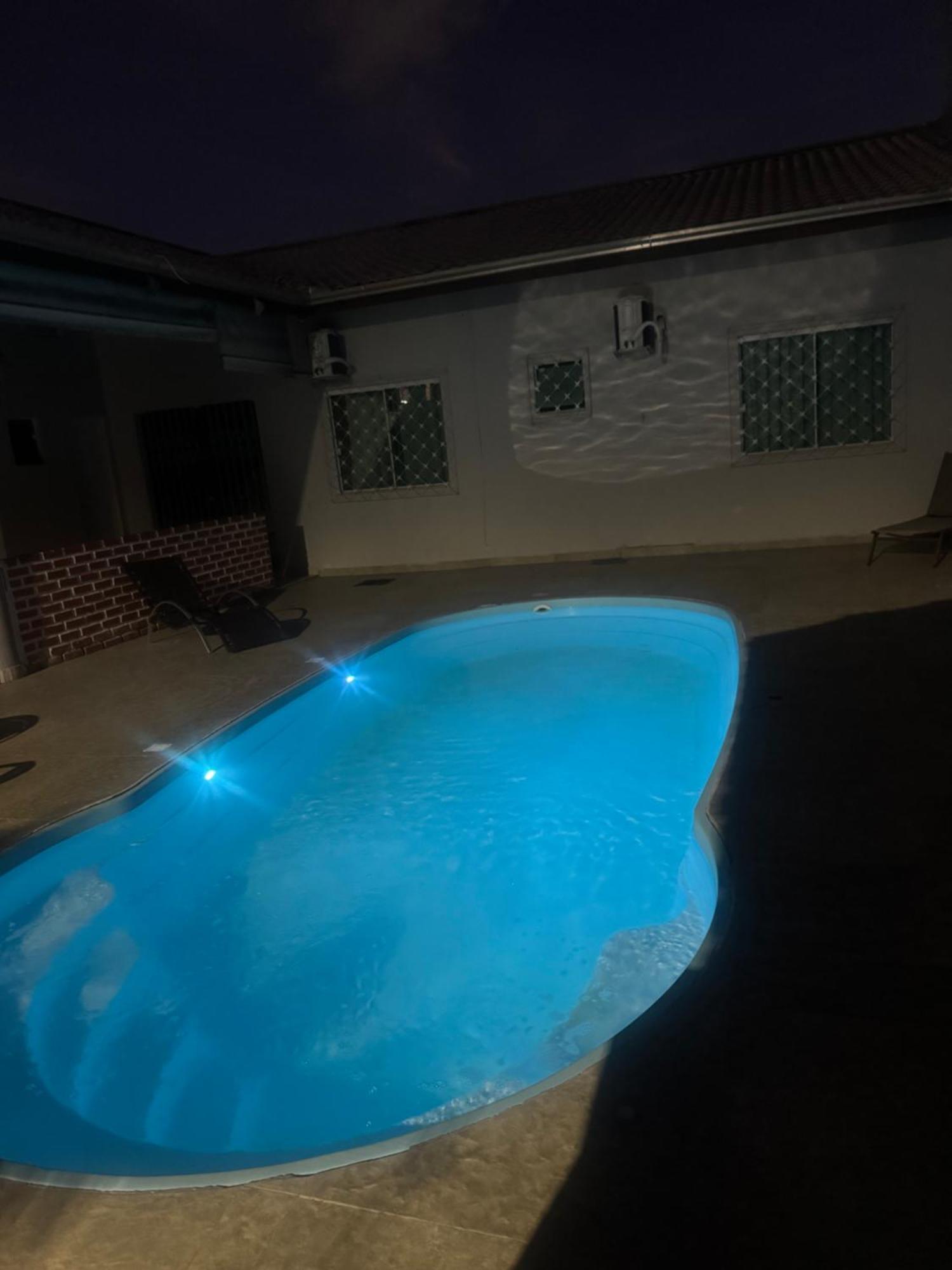 Casa No Centro De Balneario Camboriu Villa Exterior photo