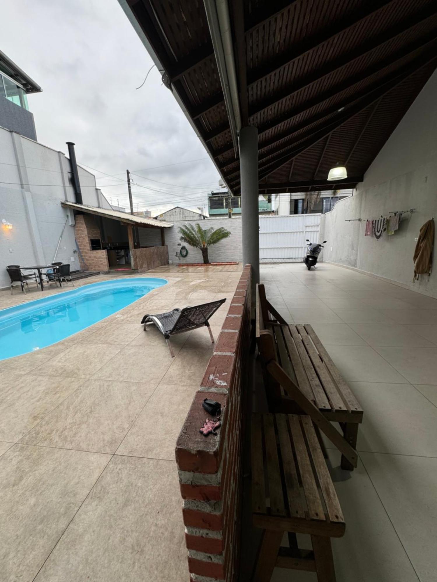 Casa No Centro De Balneario Camboriu Villa Exterior photo